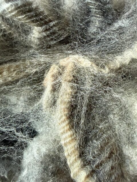 Quail: Grey Romney Raw Fleece - Image 10