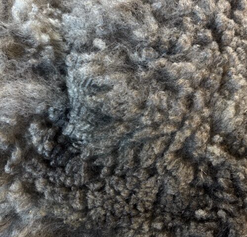 Chalet: Grey Romney Raw Fleece